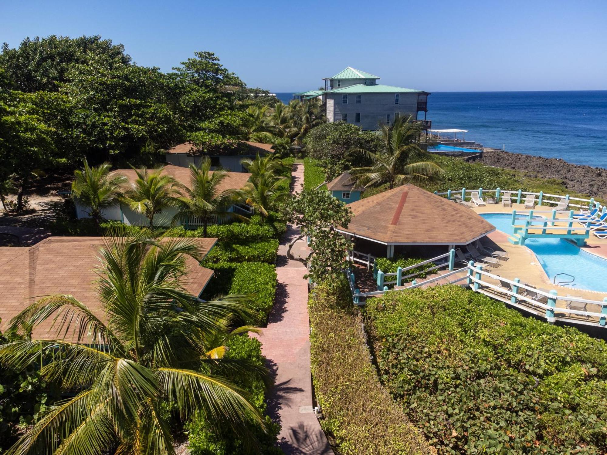 Seagrape Plantation Resort & Dive Center West End Exterior photo