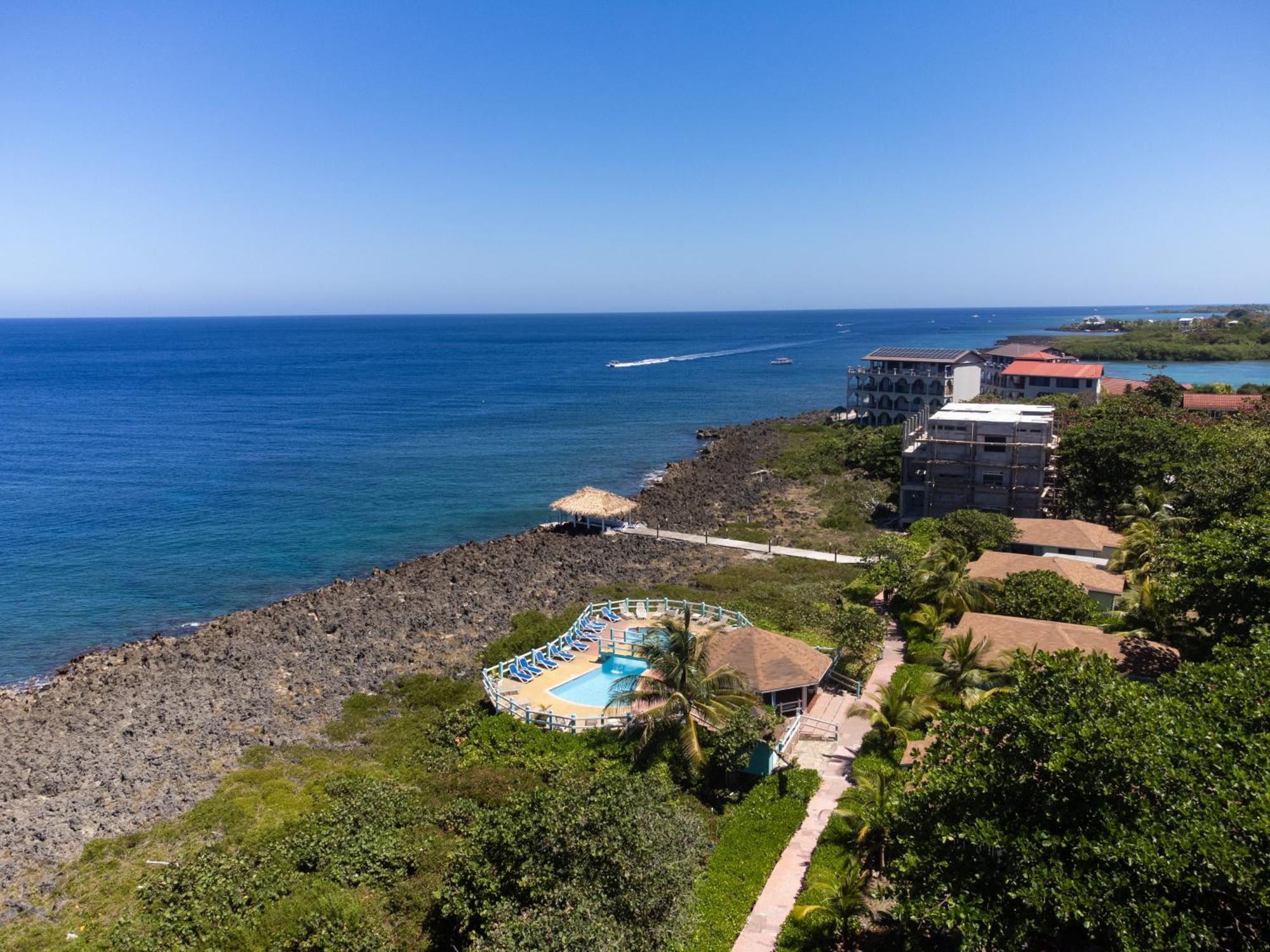 Seagrape Plantation Resort & Dive Center West End Exterior photo